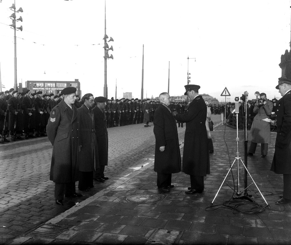 Korps Mariniers 285 jaar Rotterdam, Bestanddeelnr 904-3356