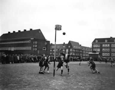 Korfbal Rohda tegen KZ 12-5, Bestanddeelnr 907-4612