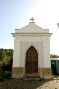 Kostel sv. Petra z Alkantary, Karviná - hrobky (2)