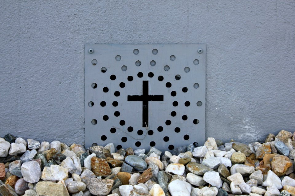 Kostel sv. Petra z Alkantary, Karviná - větrání
