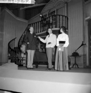 Kostuumrepetitie My fair Lady , v.l.n.r. Paul Storm , Sonneveld en M. de Groot, Bestanddeelnr 911-6152