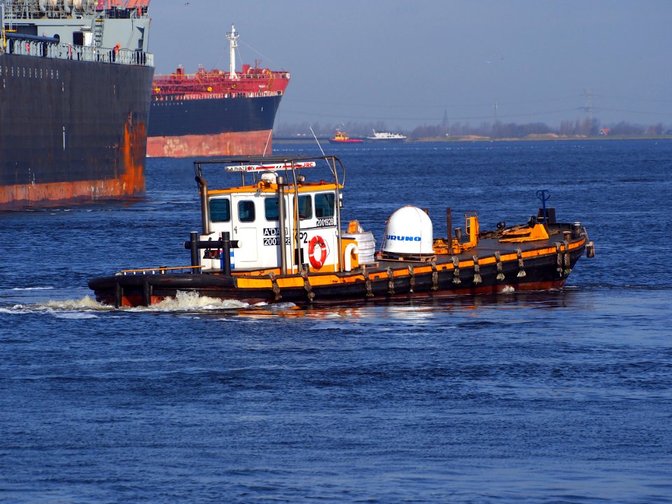 KP2, ENI 02001928 at Port of Amsterdam, pic6