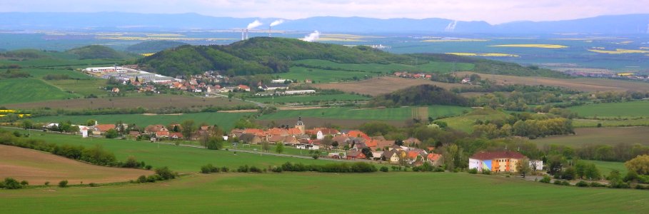 Kozly a Bělušice (okres Louny) - panorama