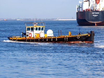 KP2, ENI 02001928 at Port of Amsterdam, pic2