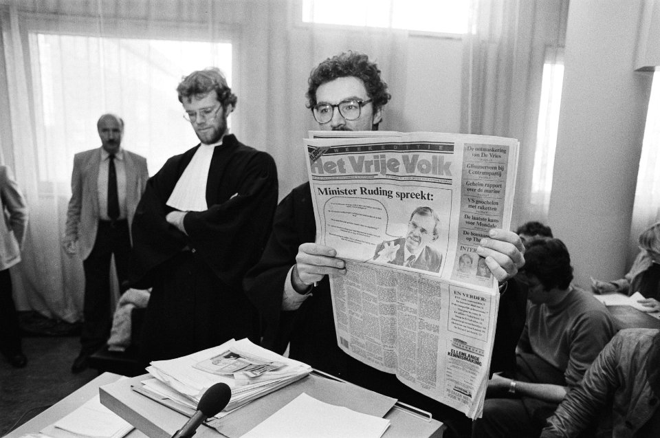 Kort geding FNV-jongeren tegen minister Ruding n.a.v. interview in HVV advocate, Bestanddeelnr 933-1266