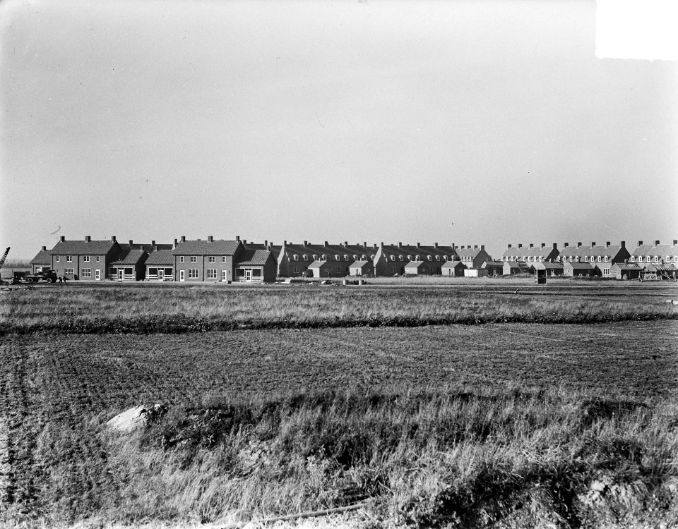 Kraggenburg in Noordoostpolder, jongste Nederlands dorp, Bestanddeelnr 903-6892