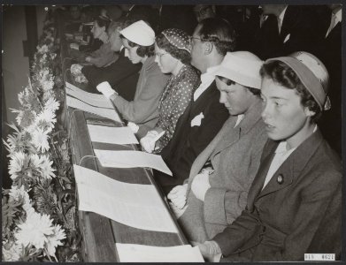 Koninklijk huis, prinsessen, parlementen, prinsjesdag, tribunes, Beatrix, prinse, Bestanddeelnr 018-0621
