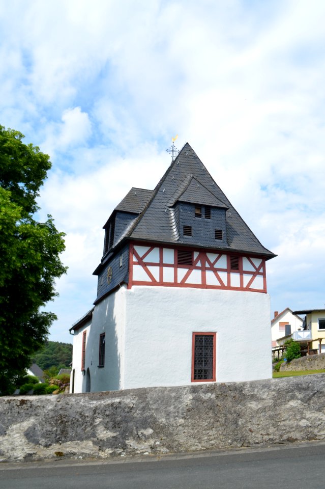Kröffelbach, Kirche (2)