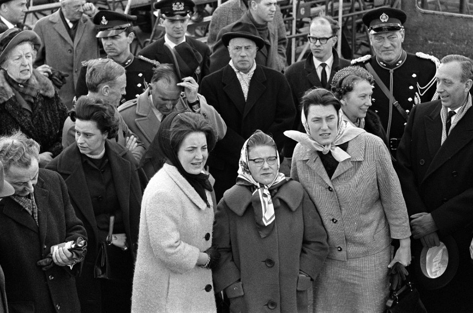 Koninklijk paar en Prinses Beatrix naar Mexico vertrokken vanaf Schiphol, vertre, Bestanddeelnr 916-2765