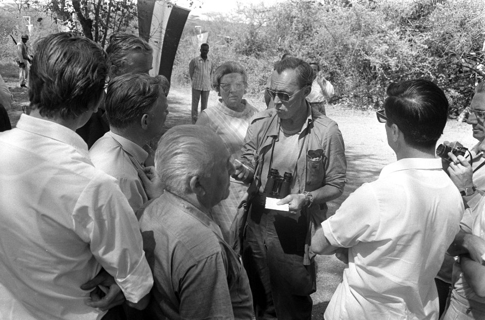 Koninklijk paar in Ethiopie, Koningin Juliana en Prins Bernhard kampeerden 3 dag, Bestanddeelnr 922-0755