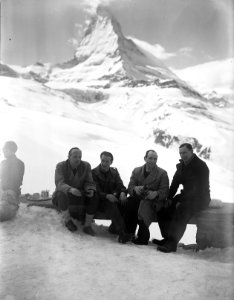 Koninklijke familie in Zwitserland, Bestanddeelnr 902-1013