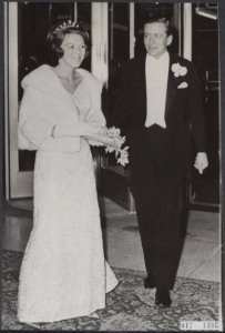 Koninklijk huis, prinsessen, prinsen, galakleding, huwelijken, Beatrix, prinses,, Bestanddeelnr 017-1385