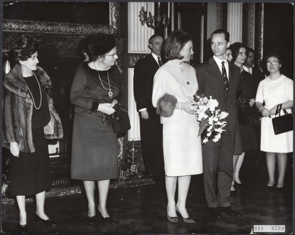 Koninklijk huis, prinsessen, prinsen, verlovingen, Carlos Hugo, prins, Cecile pr, Bestanddeelnr 018-0599
