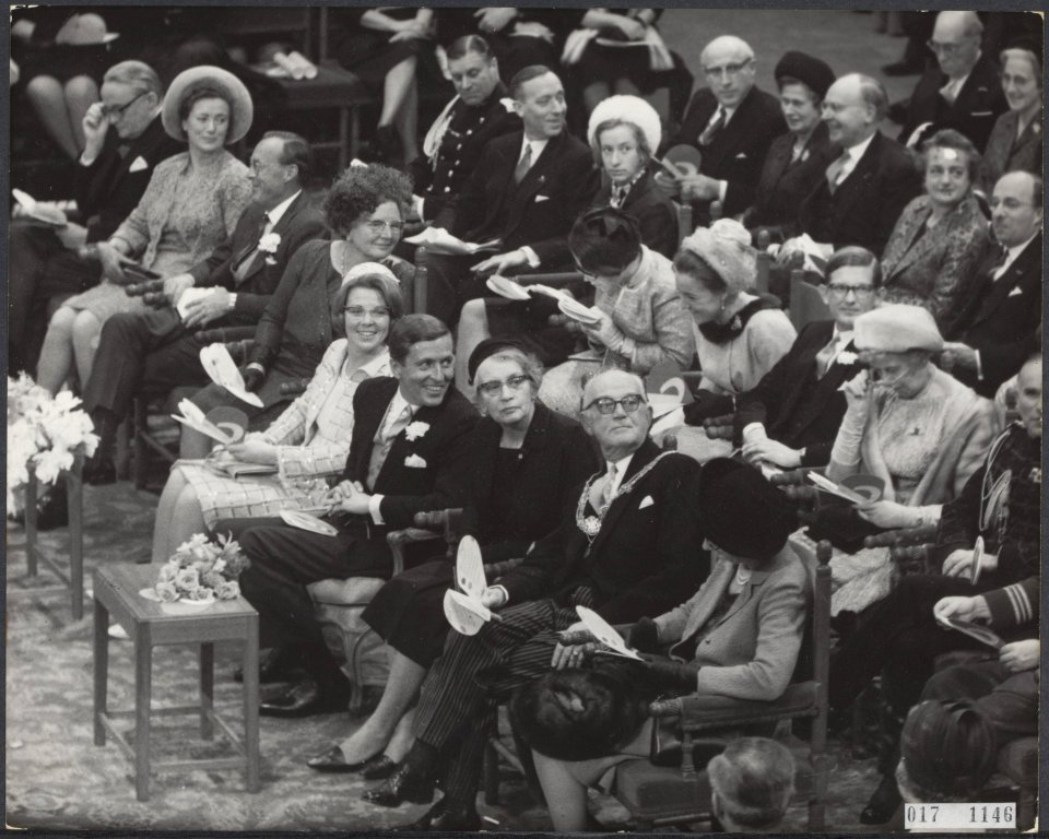 Koninklijk huis, prinsessen, prinsen, koninginnen, ontvangsten, commissarissen, , Bestanddeelnr 017-1146
