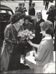 Koninklijk huis, prinsessen, prinsen, koninginnen, bloemen, Beatrix, prinses, Cl, Bestanddeelnr 017-1193