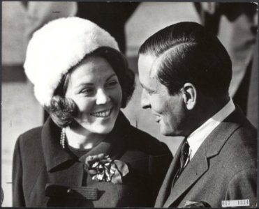 Koninklijk huis, prinsessen, prinsen, portretten, Beatrix, prinses, Claus, prins, Bestanddeelnr 017-1334