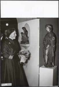 Koninklijk huis, prinsessen, openingen, tentoonstellingen, beelden, Beatrix, pri, Bestanddeelnr 017-0300