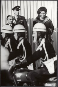 Koninklijk huis, prinsessen, marechaussee, defiles, ministers, Beatrix, prinses,, Bestanddeelnr 017-0639