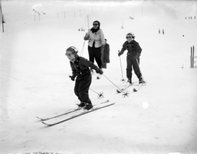 Koninklijke familie in Zwitserland, Bestanddeelnr 902-1003
