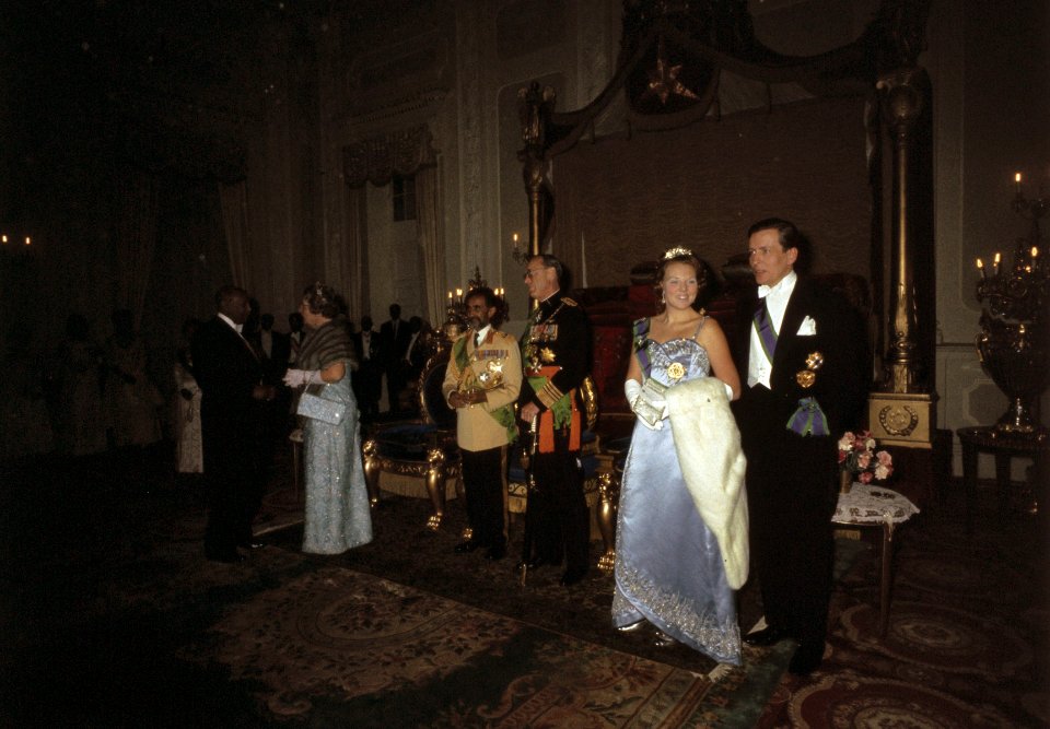 Koninklijk Paar en Prinses Beatrix en Prins Claus in Ethiopie Koninklijke Famil, Bestanddeelnr 254-8867