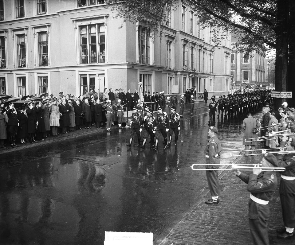 Koninklijke Marechaussee defile Den Haag 135 jaar, Bestanddeelnr 903-6762
