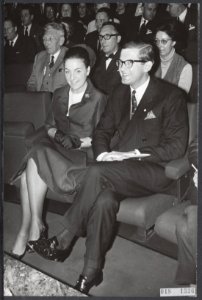 Koninklijk huis, prinsessen, openingen, films, bioscopen, Margriet, prinses, Nov, Bestanddeelnr 018-1336
