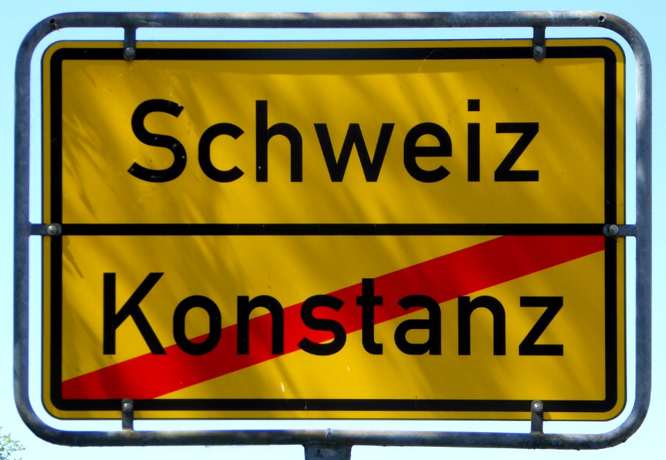 Konstanz, Schild 311 am Ortsausgang Richtung Schweiz, 1
