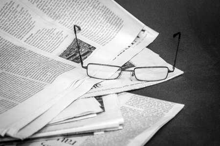 News inform reports
