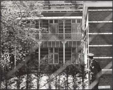 Koninklijk huis, vensters, politie, Utrecht, Bestanddeelnr 018-0233