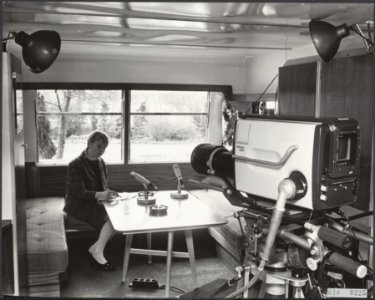 Koninklijk huis, televisies, studios, NTs, Smits Mw L, Bestanddeelnr 018-0225