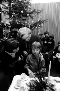 Koninklijke familie viert Kerstmis in Uddel Prinses Margriet en Koninklijke fam, Bestanddeelnr 927-6578