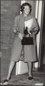 Koninklijk huis, prinsessen, vliegvelden, Beatrix, prinses, Bestanddeelnr 018-0126