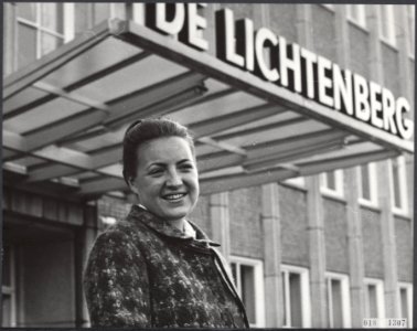 Koninklijk huis, prinsessen, verpleegkundigen, Lichtenberg De, Margriet, prinse, Bestanddeelnr 018-1307