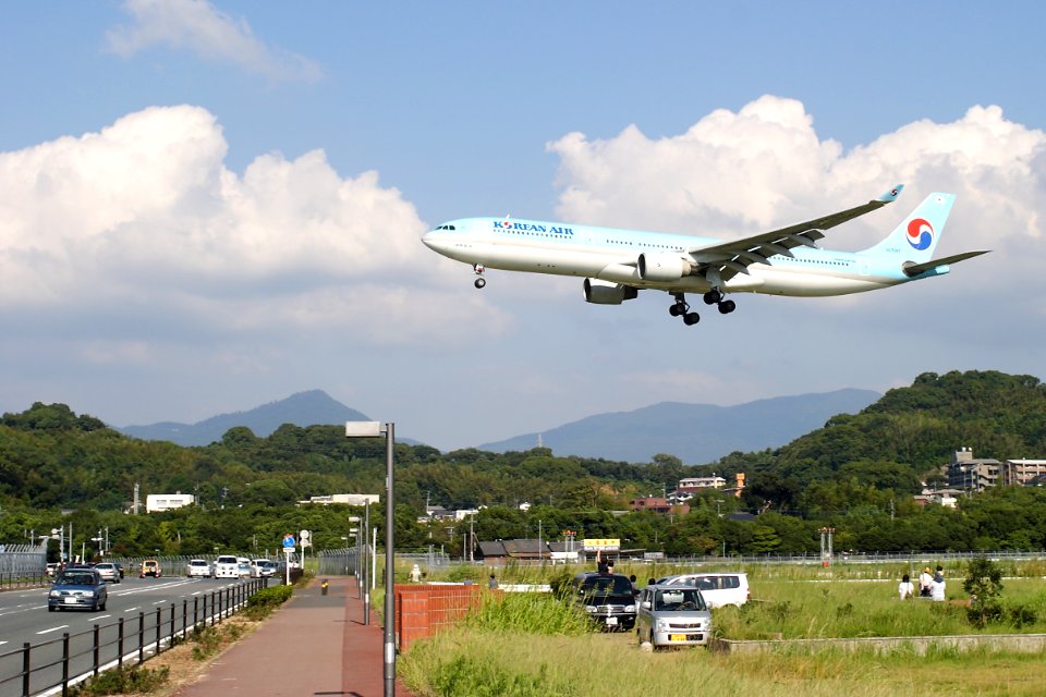 KoreanAir A330 fukuoka 20090913152146
