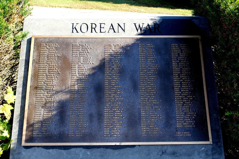 Korean War Memorial - North Reading, Massachusetts - DSC06001