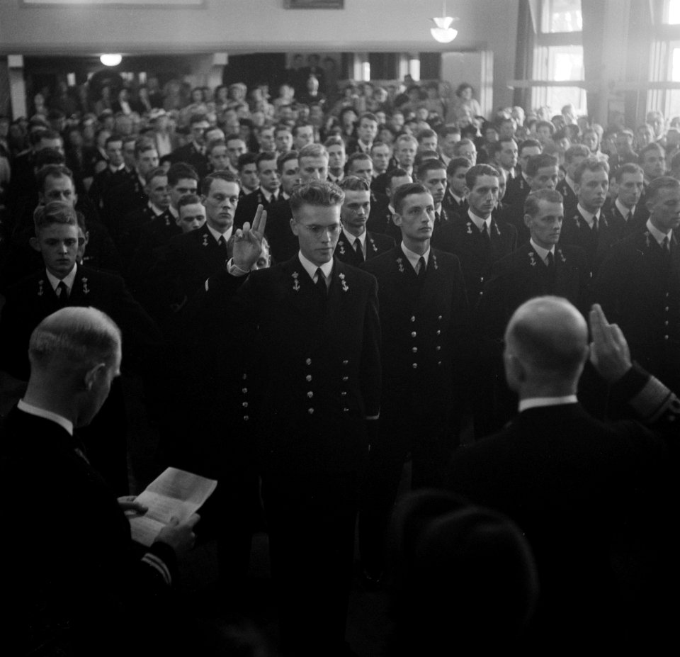 Koninklijk Instituut voor de Marine te Den Helder. Beediging officieren, Bestanddeelnr 904-1863