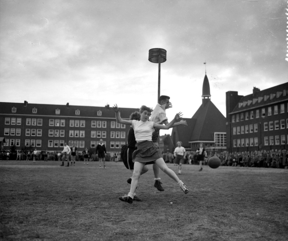 Korfbal Rhoda tegen Westerkwartier 4-7 Spelmomenten, Bestanddeelnr 908-1226