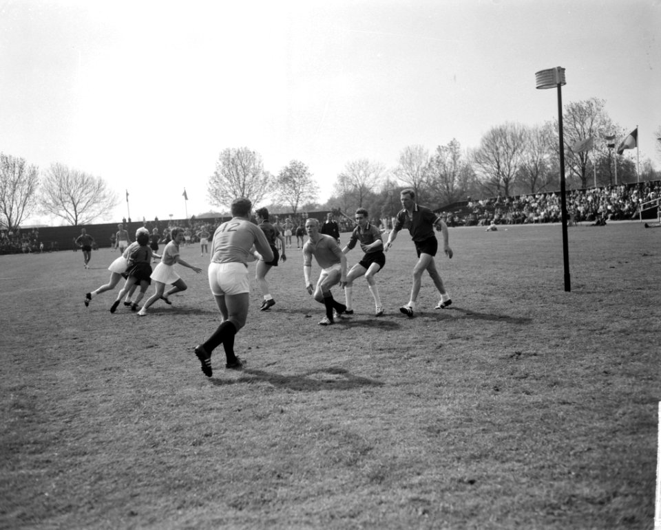 Korfbal Nederland tegen Belgie in Wagner Stadion Amstelveen Speelmoment, Bestanddeelnr 915-1960