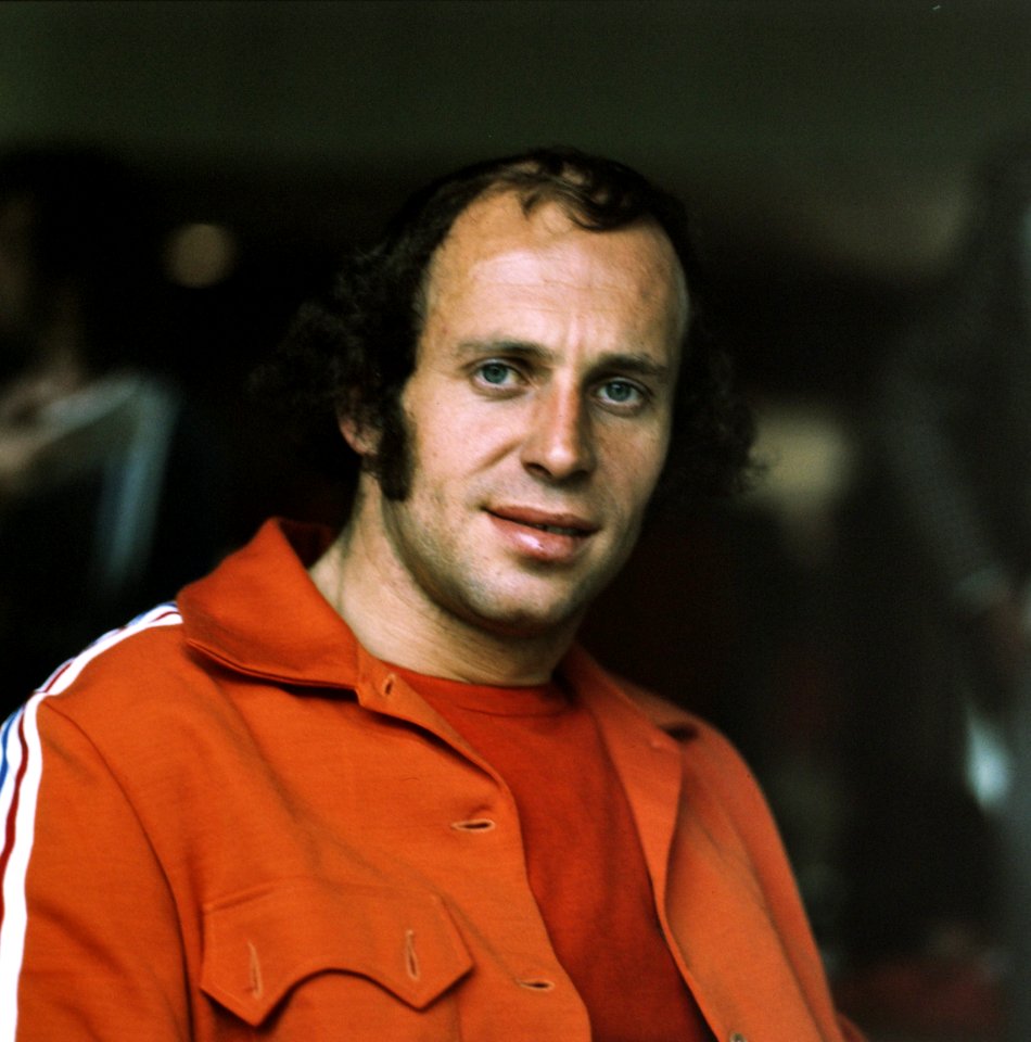 Koppen Nederlandse voetballers Eddie Treijtel, Bestanddeelnr 254-9529