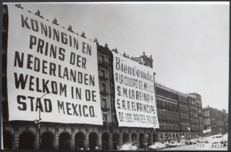 Koninklijk huis, staatsbezoeken, borden, Juliana, koningin, Bestanddeelnr 020-0416