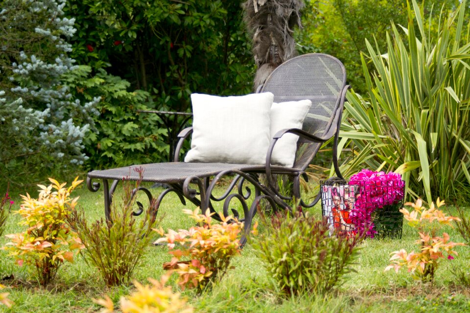 Souvenir background armchair