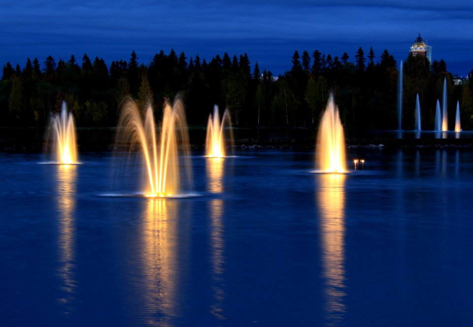 Koskikeskus Fountains Oulu 20120912 02