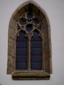 Kostel sv. Martina, Dolní Újezd, detail okna