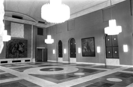 Koninklijk Paleis op de Dam na de restauratie. Zijgang die uitkomt op de Burgerz, Bestanddeelnr 921-2847