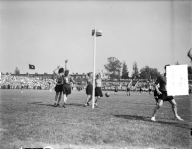 Korfbal Nederland - Belgie 3 - 3. 1e Nederlands doelpunt, Bestanddeelnr 904-0010