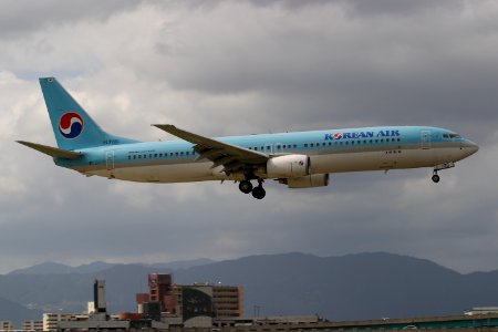 KoreanAir B737-900 fukuoka 20050925110644