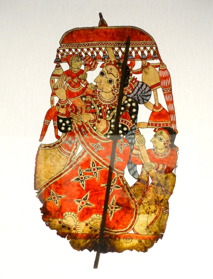 Kosalya, one of the spouses of Dasarata, mother of Rama - Museu do Oriente - Lisbon, Portugal - DSC06646