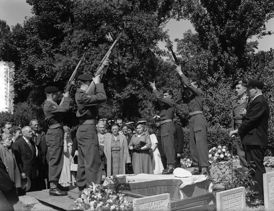 Kordelaar, A. van, Bestanddeelnr 905-8716