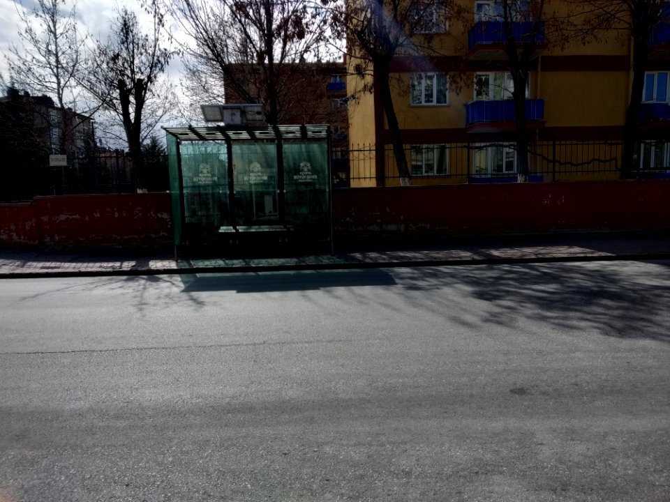 Konya otobüs durağı 02
