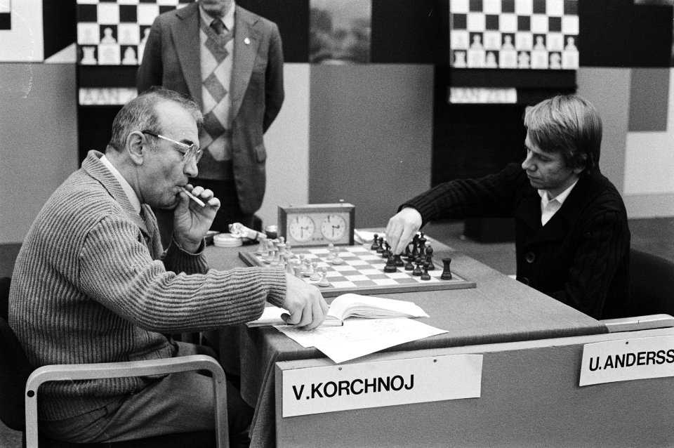 Koploper Andersson (r) tegen Kortsnoj, Bestanddeelnr 932-4742